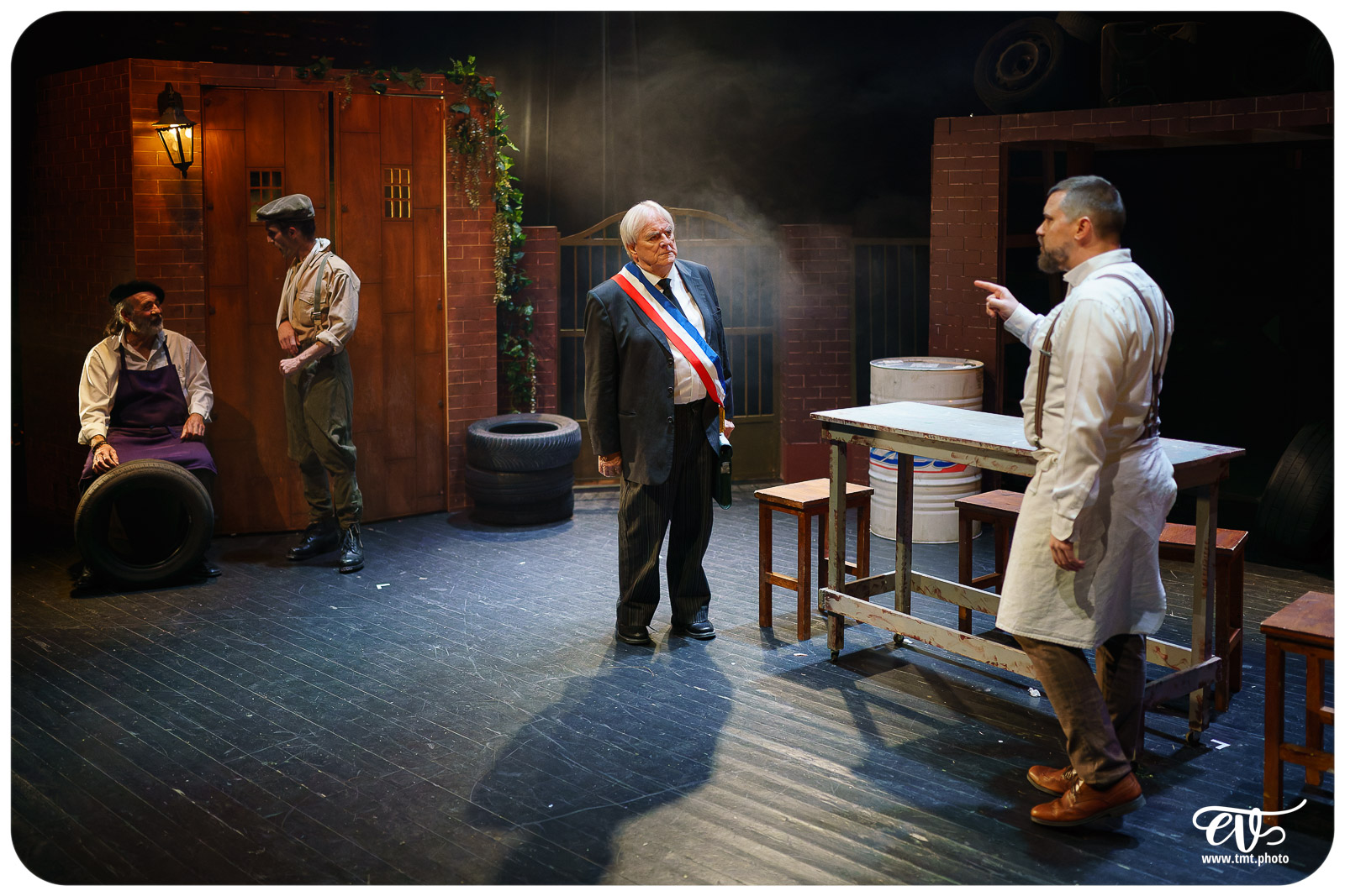 LES VISIONS DE SIMONE MACHARD (CIE LA CLAQUE)